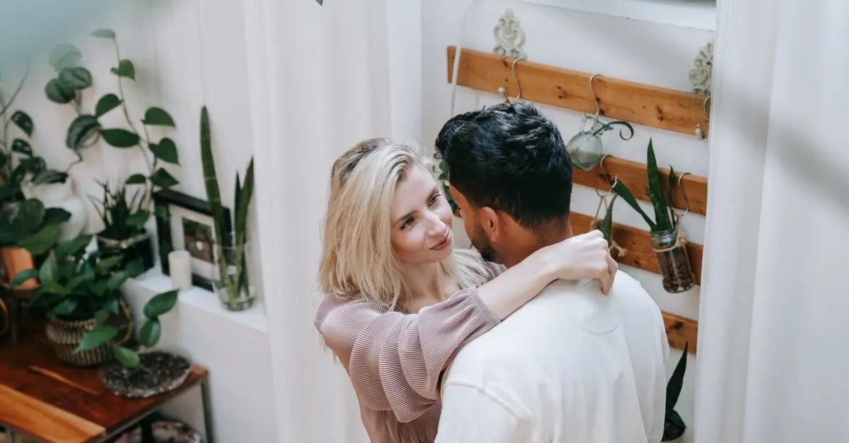 Les 10 gestes tendres pour raviver l'amour au quotidien