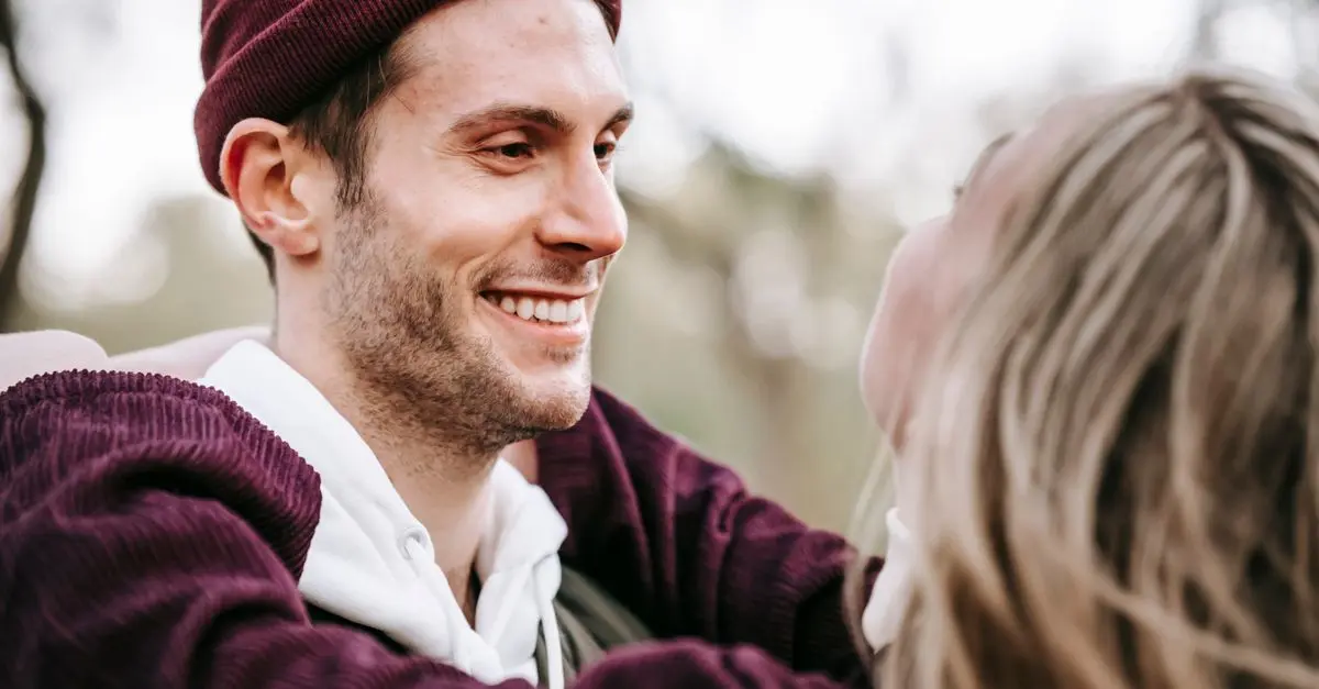 Les 10 gestes d'affection qui renforcent les liens amoureux