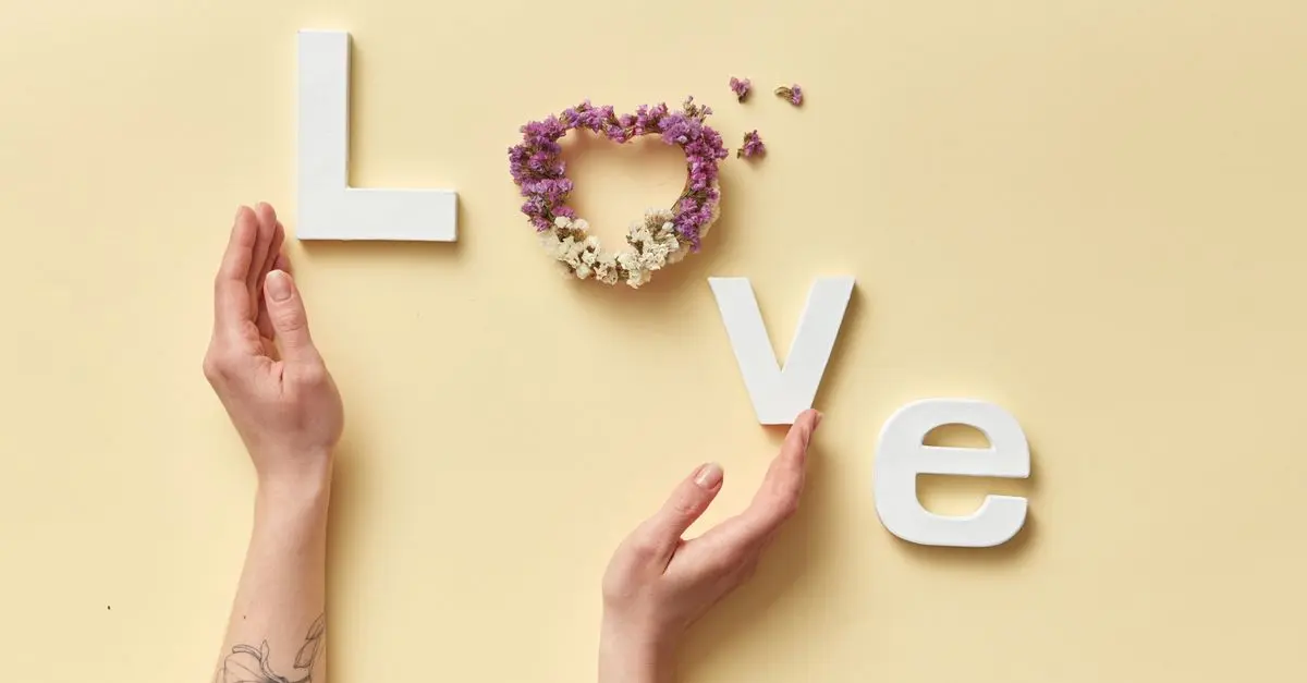 Les cœurs dans l'amour : symbolique et influence sur nos relations