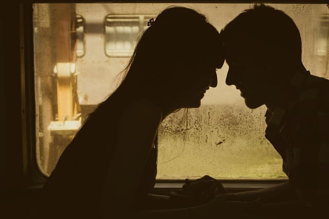 Les 10 gestes d'amour qui renforcent les liens affectifs