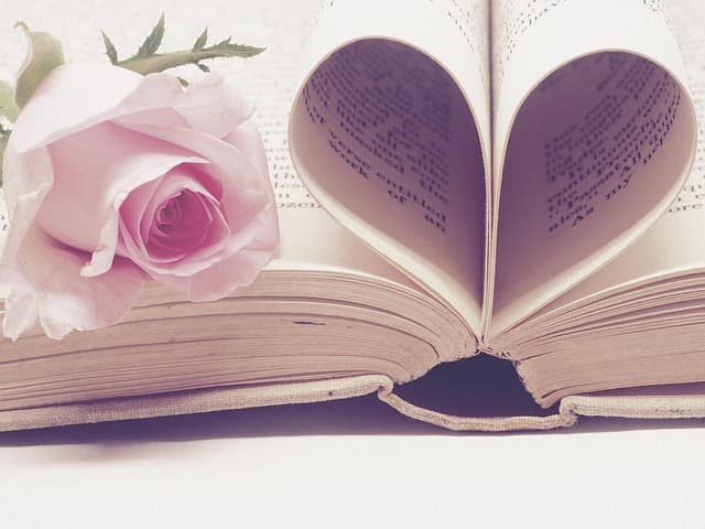 Les 10 Symboles de l'Amour à Connaître pour Une Relation Épanouie